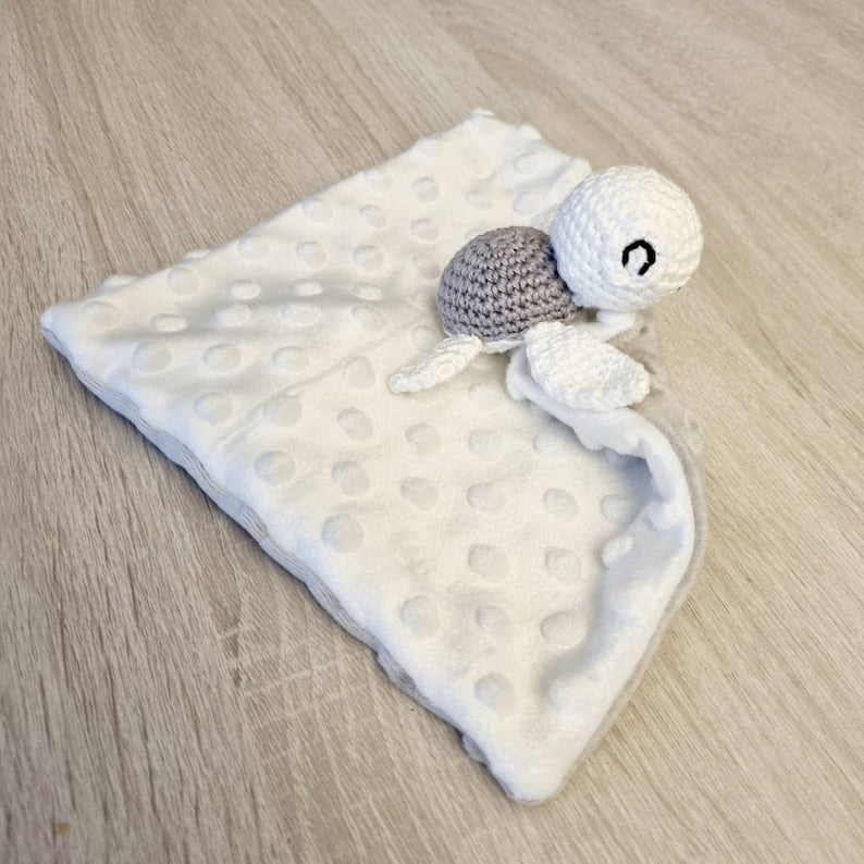 doudou-bola-cadeau-de-naissance-9-mois-_-me-voila_3