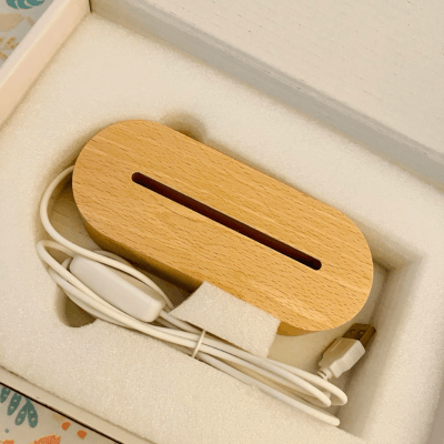 veilleuse-b-b-personnalisee-elephant-socle-bois