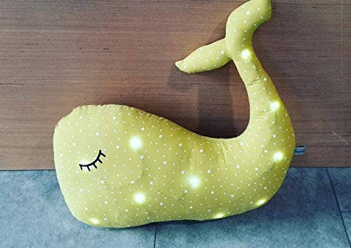 Coussin Lumineux baleine |veilleuse bébé les petits titous